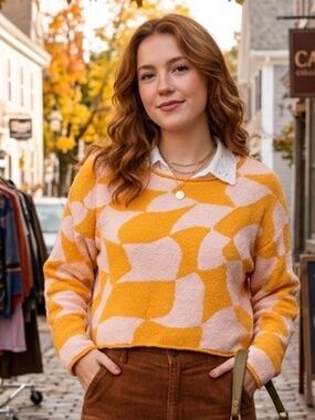 Promesa Nice Move Abstract Checkerboard Cropped Sweater Orange Pink S
